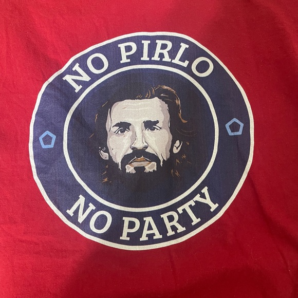 Cotton short sleeve tee - Andrea Pirlo - Italian Soccer Star - Picture 3 of 4